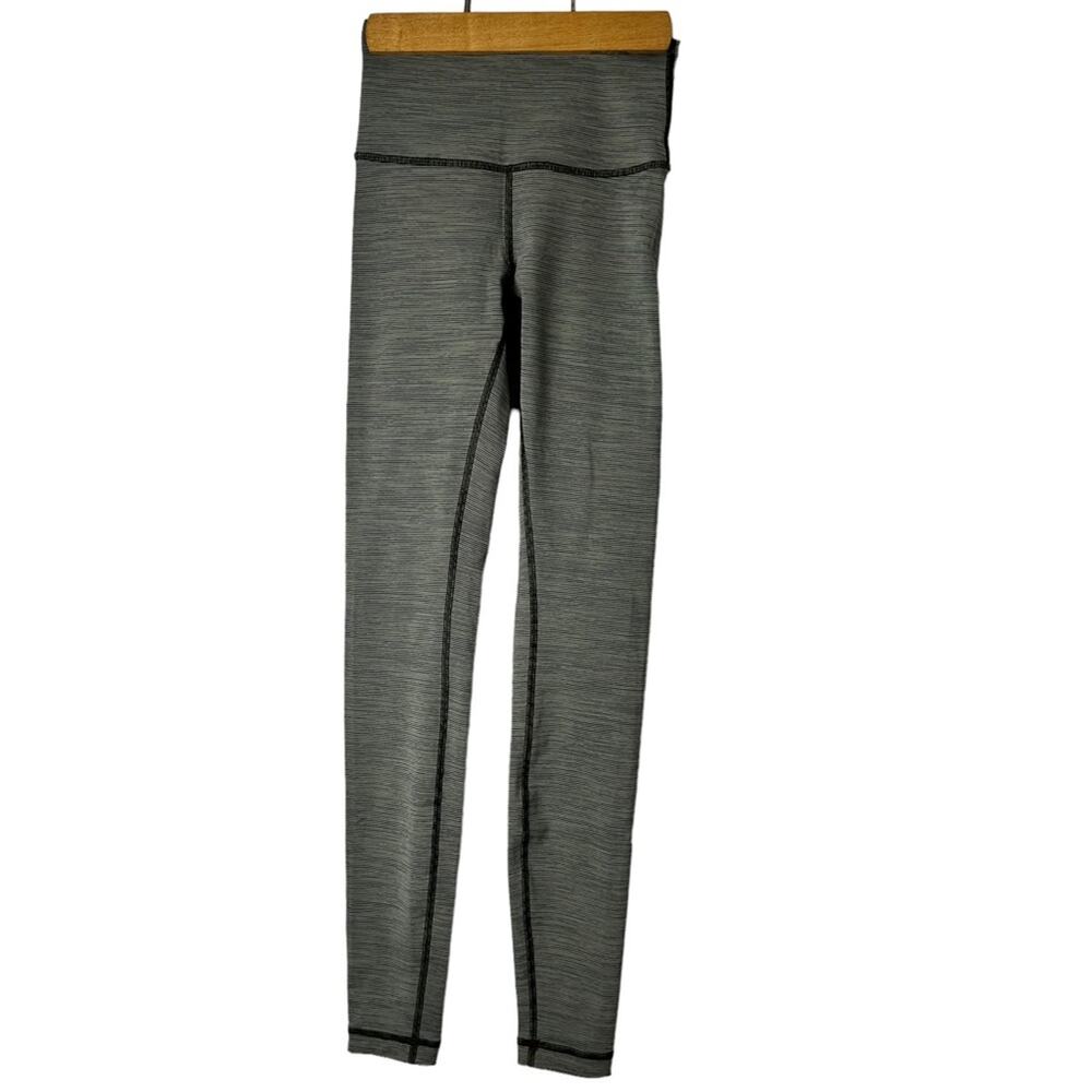 Womens Lululemon Wunder Under Leggings SZ2 EC green striped
